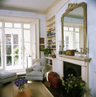 Traditional Living Room