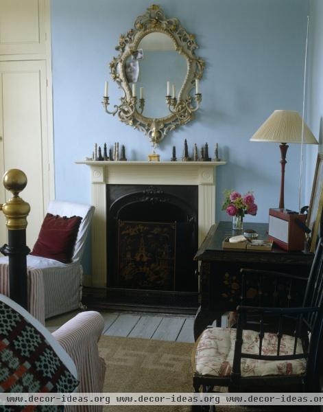 Traditional Bedroom