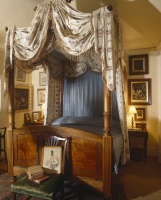 Traditional Bedroom