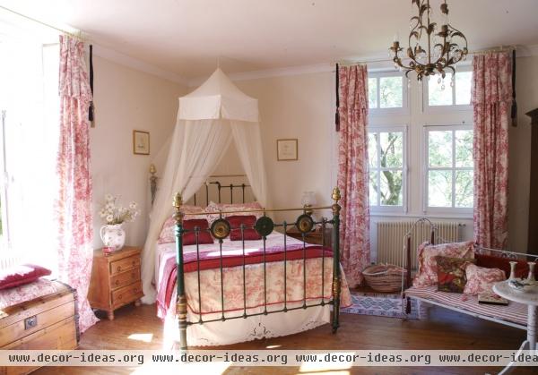 Country Bedroom