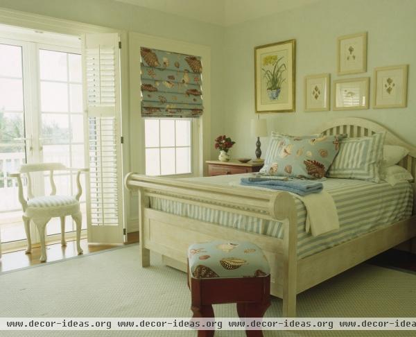 Beach Contemporary Bedroom