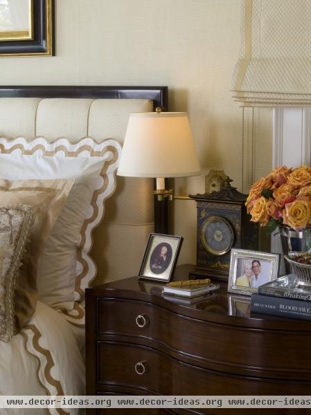 Traditional Bedroom