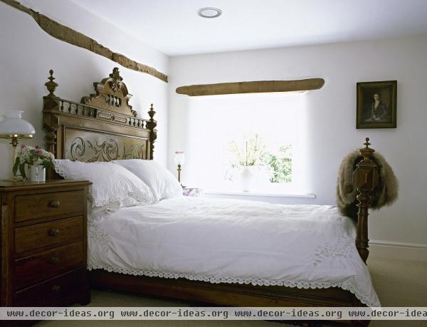 Traditional Bedroom