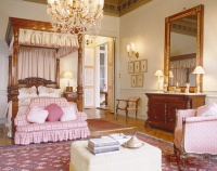 Traditional Bedroom