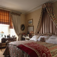 Traditional Bedroom