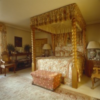 Traditional Bedroom