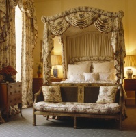 Traditional Bedroom