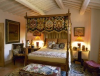 Traditional Bedroom