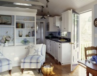 Beach Country Traditional Kitchen