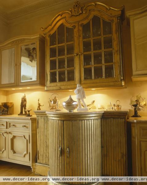 Traditional Kitchen