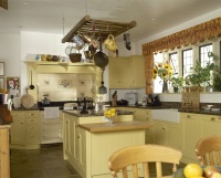 Country Traditional Kitchen