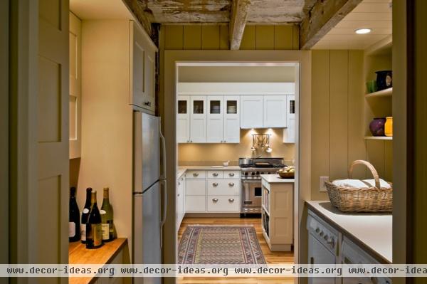 traditional kitchen by Whitten Architects