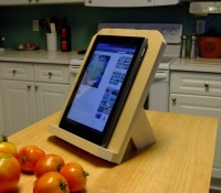 Neat Little Project: Make a Sturdy Stand for Tablets and Books