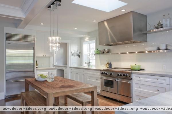 contemporary kitchen by Wm. F. Holland/Architect