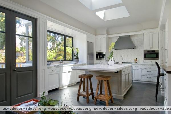 contemporary kitchen by ARMOUR+VOKIC Architecture