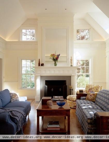 traditional family room by Jan Gleysteen Architects, Inc