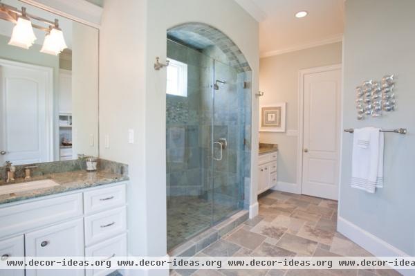 Beach Vacation Home - traditional - bathroom - houston