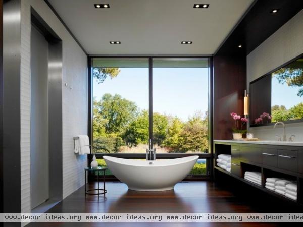 Lake County Estate - modern - bathroom - chicago