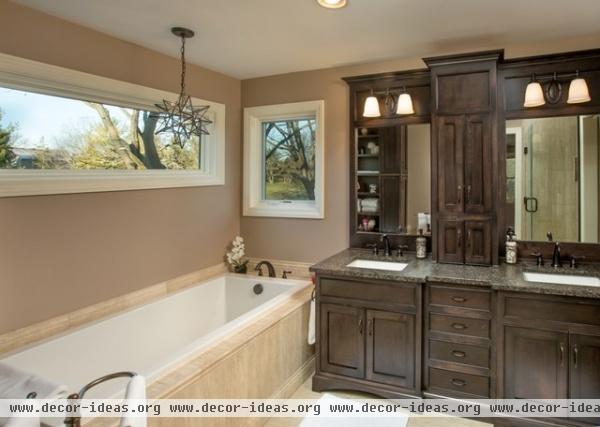 Espresso Master Bath - traditional - bathroom - columbus