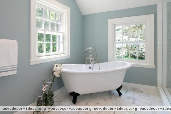 Oyster Bay Cove - contemporary - bathroom - new york