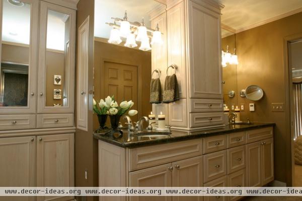 M.J. Whelan Construction - traditional - bathroom - detroit