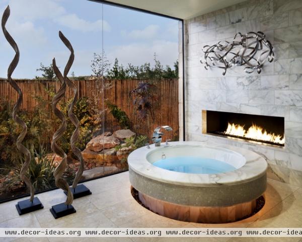 Spanish Oaks Hacienda - contemporary - bathroom - austin