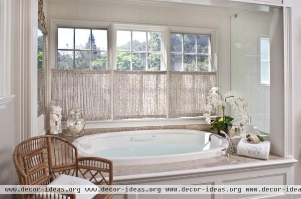 Master Bath with spa tub - traditional - bathroom - los angeles