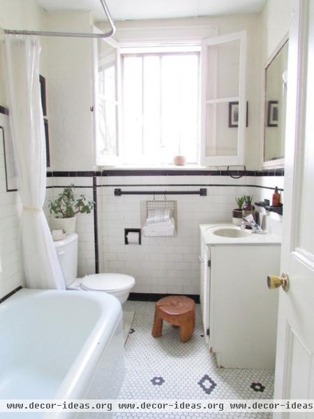 My Houzz: Urban Farmhouse - traditional - bathroom - toronto