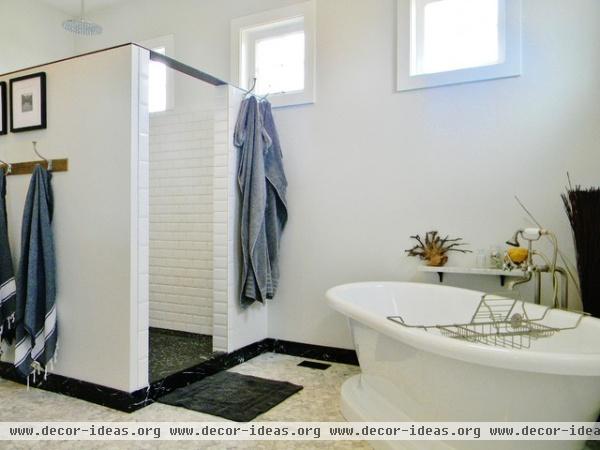 Photo credit: Kimberley Bryan © 2013 Houzz - traditional - bathroom - seattle