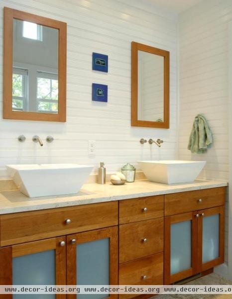 Surfers End Master Bath - eclectic - bathroom - new york