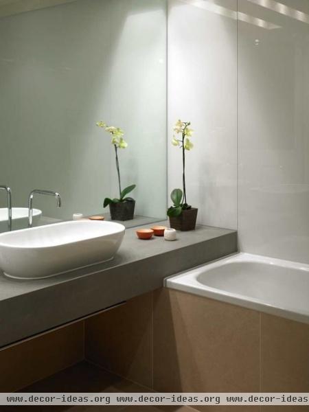 Bathroom - modern - bathroom - london