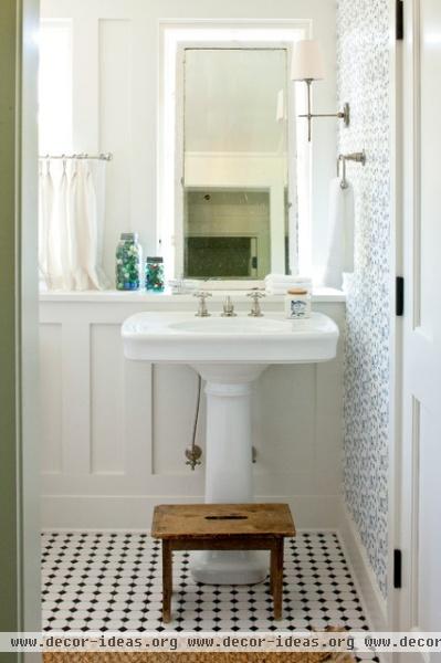 Renovation:  Senoia Farmhouse - traditional - bathroom - atlanta