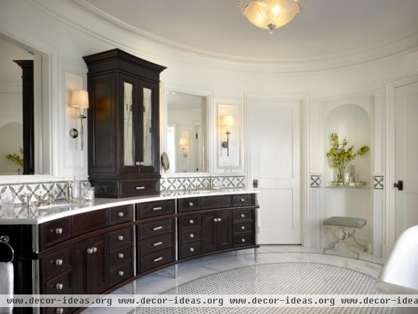 Historic Transformation - traditional - bathroom - chicago