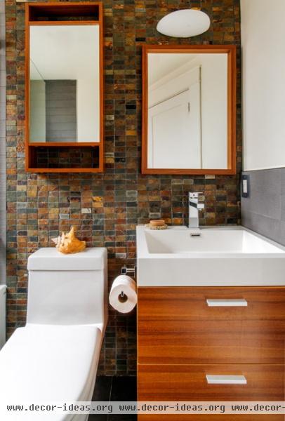 Small Family Bathroom - contemporary - bathroom - toronto