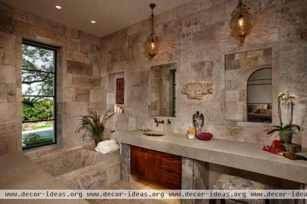 270-Degree View Ocean Villa - mediterranean - bathroom - orange county