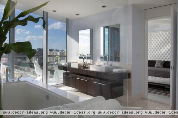 Jade Ocean - contemporary - bathroom - miami