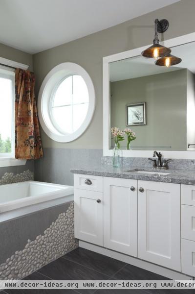 North Vancouver's Enchanting Custom Details - traditional - bathroom - vancouver