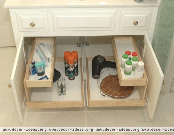 Bathroom Shelves - traditional - bathroom - atlanta