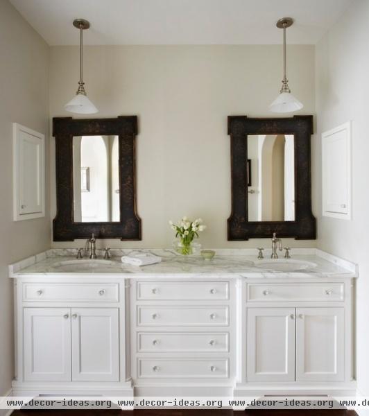 New Traditional Family Residence - traditional - bathroom - chicago