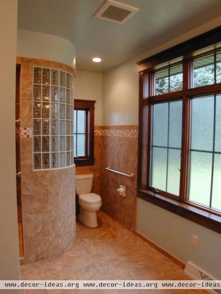 house photos - bathroom - milwaukee