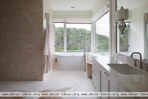 Bookhouse Residence - contemporary - bathroom - austin