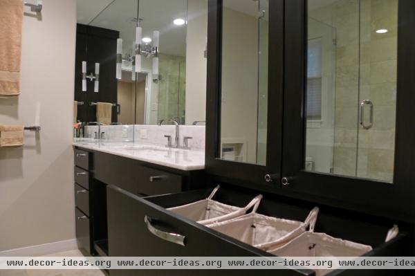 Michael & Gae - contemporary - bathroom - dallas