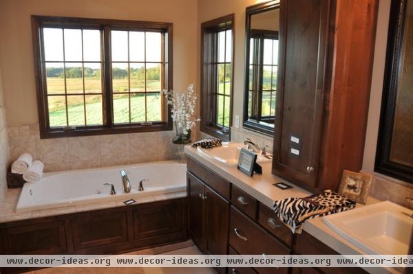 Bethpage Master Bath - traditional - bathroom - minneapolis