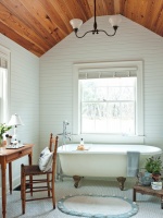 Ford Caretaker's Cottage Renovation - traditional - bathroom