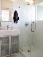 My Houzz: A Mid-Century Marvel Revived in Long Beach - modern - bathroom - orange county