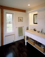 Valley Farmhouse - traditional - bathroom - boston