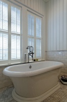 Tub - traditional - bathroom - charleston