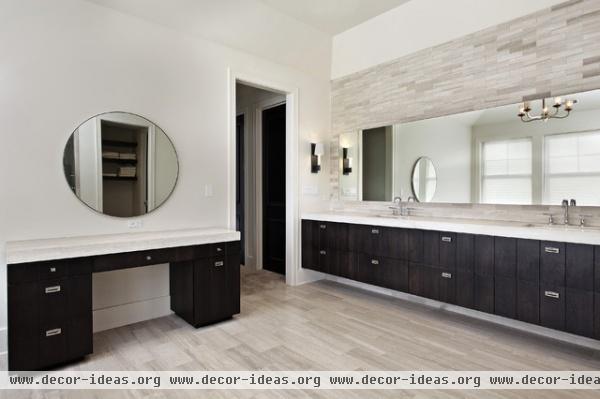 Oxford Development - contemporary - bathroom - chicago