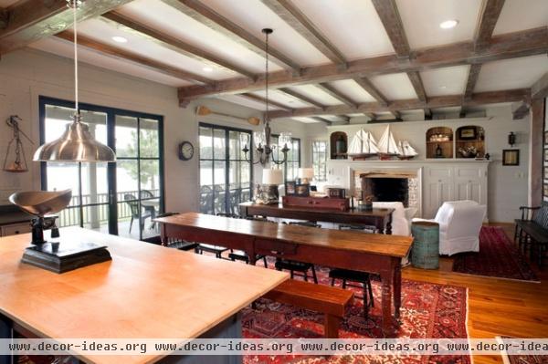 traditional kitchen by Durrett Homes