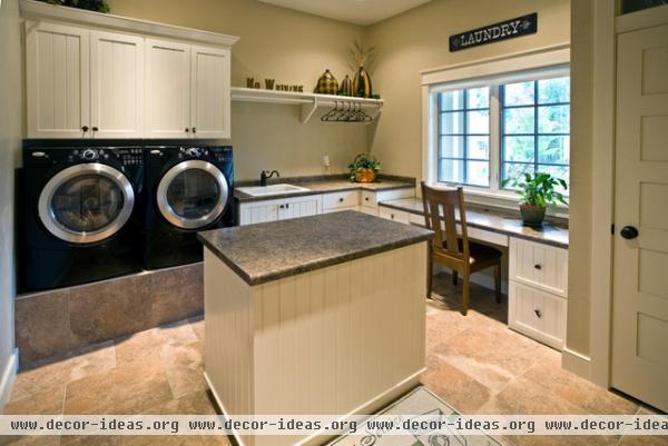 eclectic laundry room by Gryboski Builders Inc.